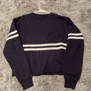 Cropped brandy melville crewneck